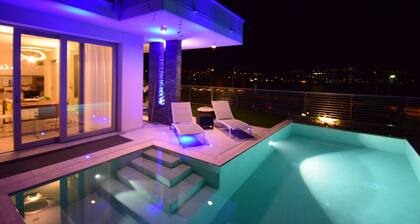 Bellagio Wild Flowers Villa Mimosa