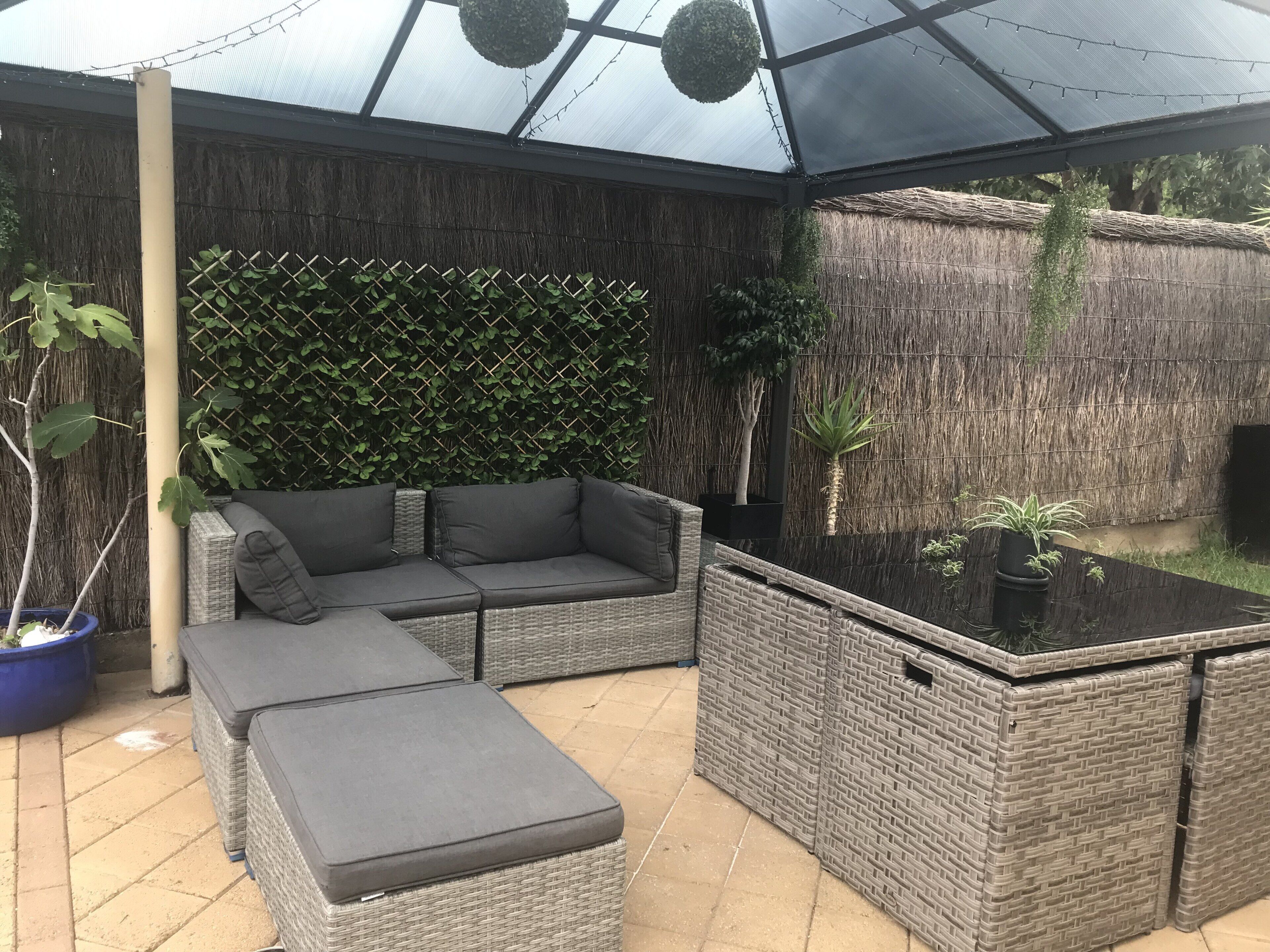 Easy stay Beachside Hove Executive spacious duplex home . Outside heated spa — image 4