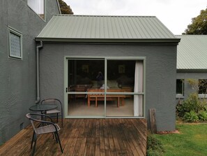 Premium Double Room, Garden View | Terrace/patio