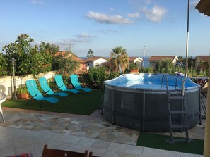 Outdoor spa tub - Casa vacanze "Villa Mimosa" (Briatico)