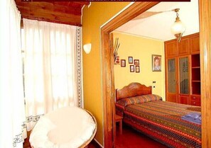 5 camere, ferro/asse da stiro, Wi-Fi, lenzuola