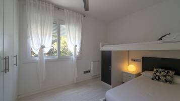 5 chambres, fer et planche Ă repasser, Wi-Fi, draps fournis