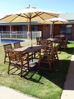Área de parrillas y picnic