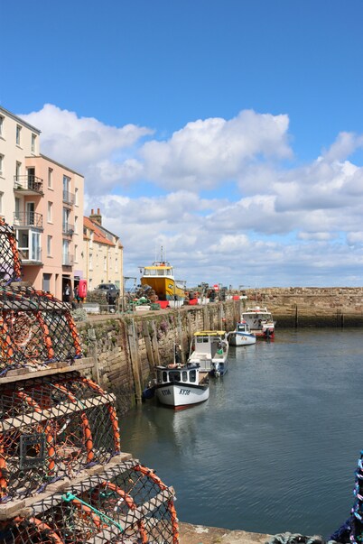 *Luxury, Central Duplex with Parking*