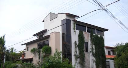 Casa Cond. Bougainville Frente a Praia