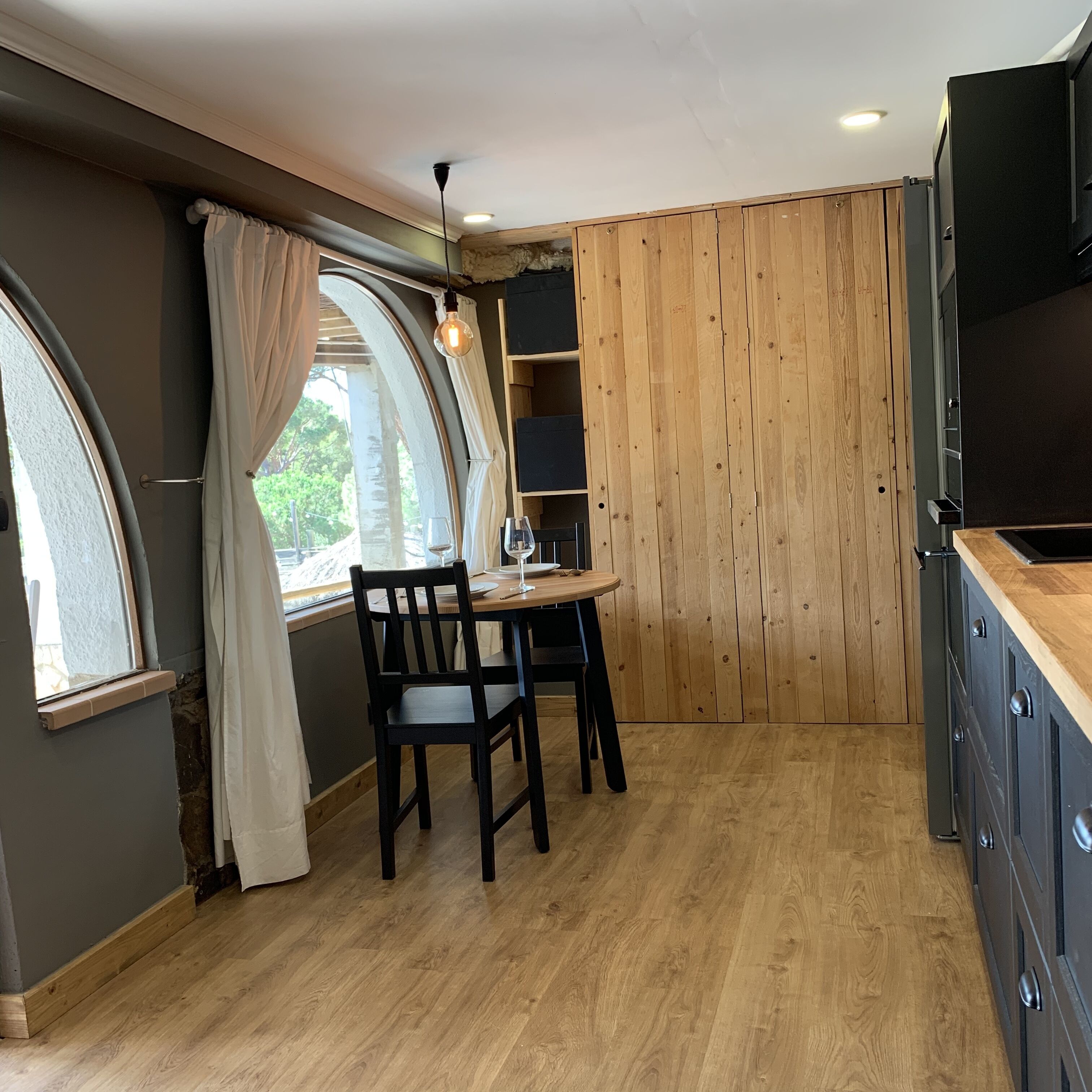 Repas dans la chambre