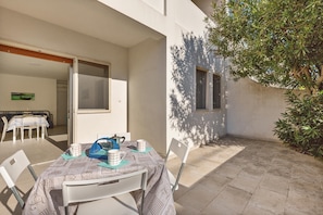Outdoor dining - Residence Kalura - Trilo Superior (PT) (Porto Cesareo)