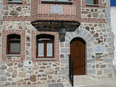 Rural apartment El Claustro with barbecue for 4 people