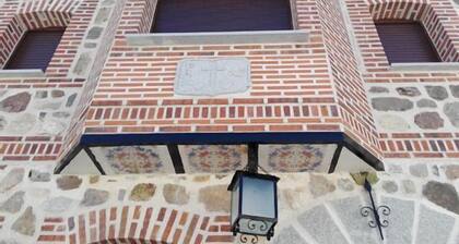 Maaseutuhuoneisto El Claustro BBQ: lla 4 hengelle