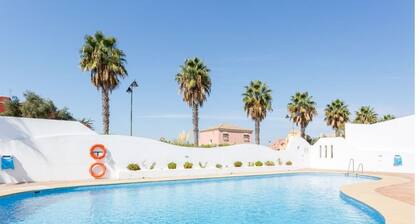 Nice apartment on golf course with pool