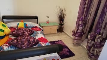 2 bedrooms, iron/ironing board, WiFi, bed sheets