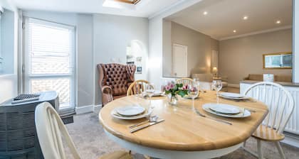 Beautiful Flat-12 minutes(tube)to Oxford Street,Accommodates up to 6