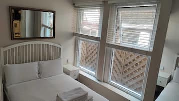 1 bedroom, iron/ironing board, travel cot, free WiFi