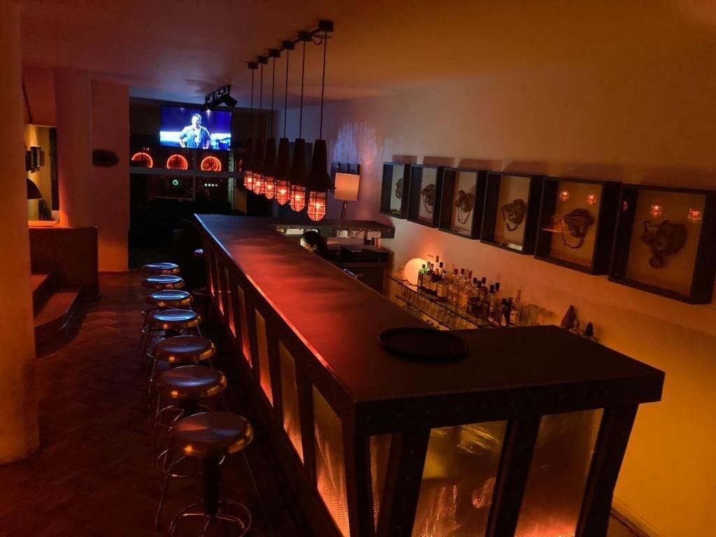 Bar (en la propiedad)