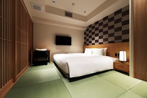 Camera doppia, 1 letto king, non fumatori, vista città (Partially Open-air Bath, TATAMI) | Una cassaforte in camera, tende oscuranti, insonorizzazione