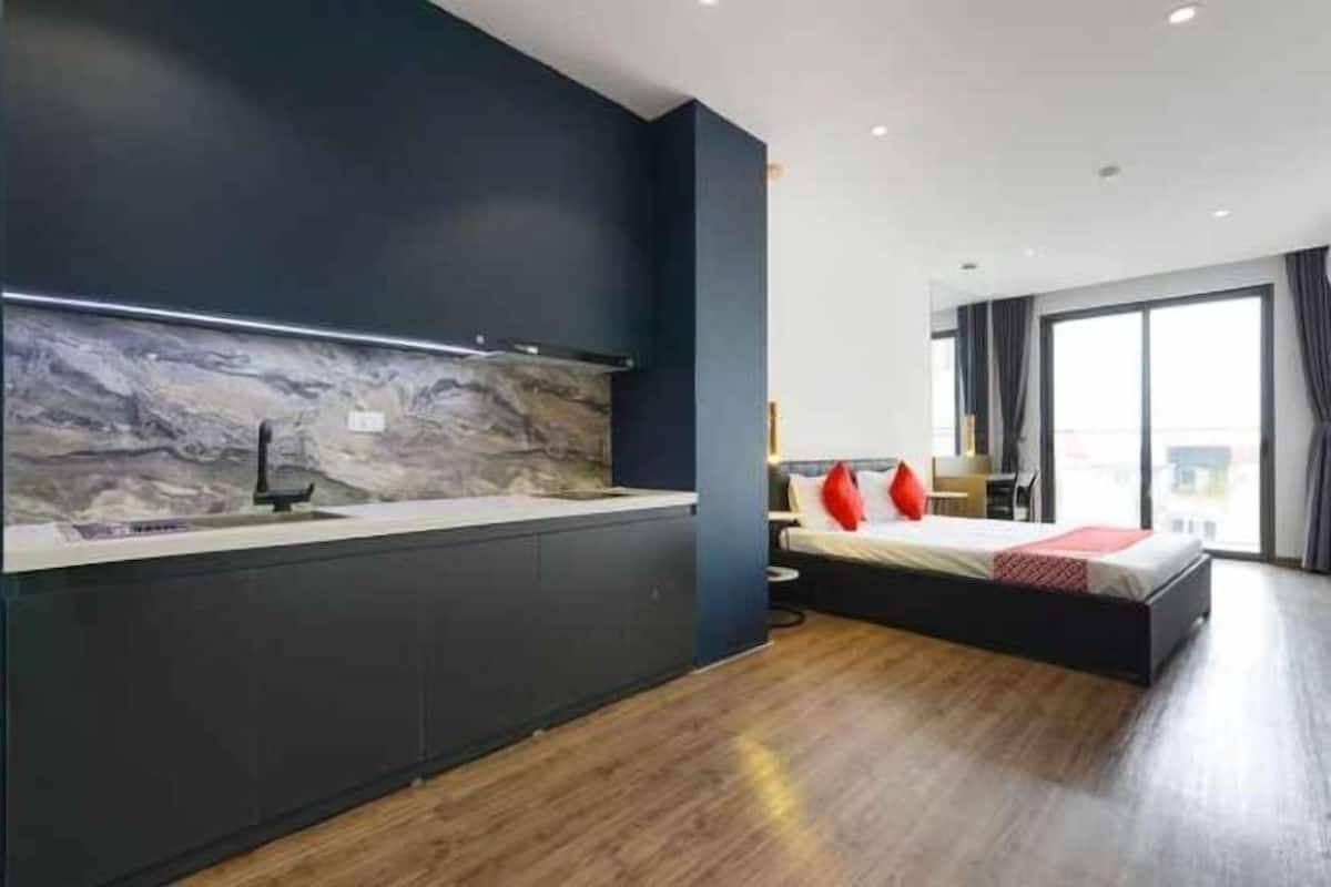 1 Schlafzimmer, Minibar, Schreibtisch, Verdunkelungsvorhänge
