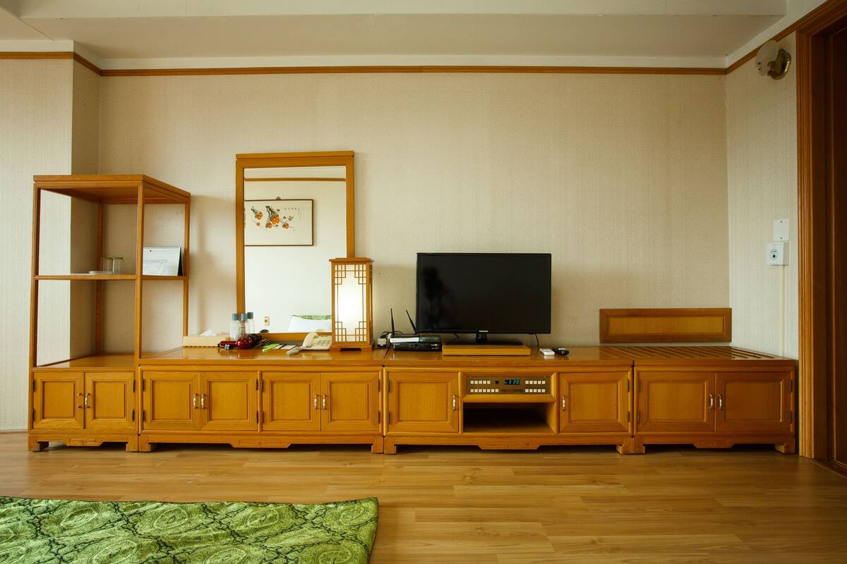 Desk, laptop workspace, blackout drapes, WiFi (free)