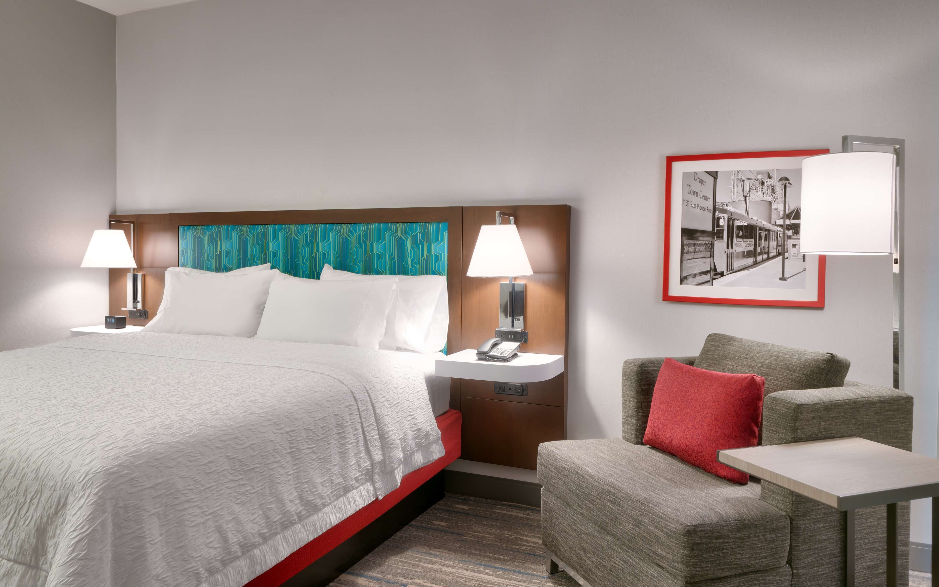 hypo-allergenic bedding, in-room safe, desk, laptop workspace