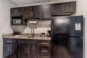 Suite, 2 Queen Beds, Non Smoking | Desk, iron/ironing board, free WiFi, bed sheets - Mainstay Suites Newberry - Crane (Bloomfield)