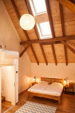 2 Schlafzimmer, Reisekinderbett, WLAN, Bettwäsche