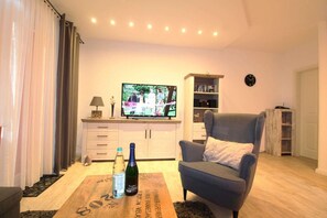 Téléviseur, lecteur de DVD, chaßne audio