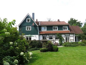 Exterior - Apartment "Im Kupfermühlental" for hikers, cyclists and water sports (Bäk)