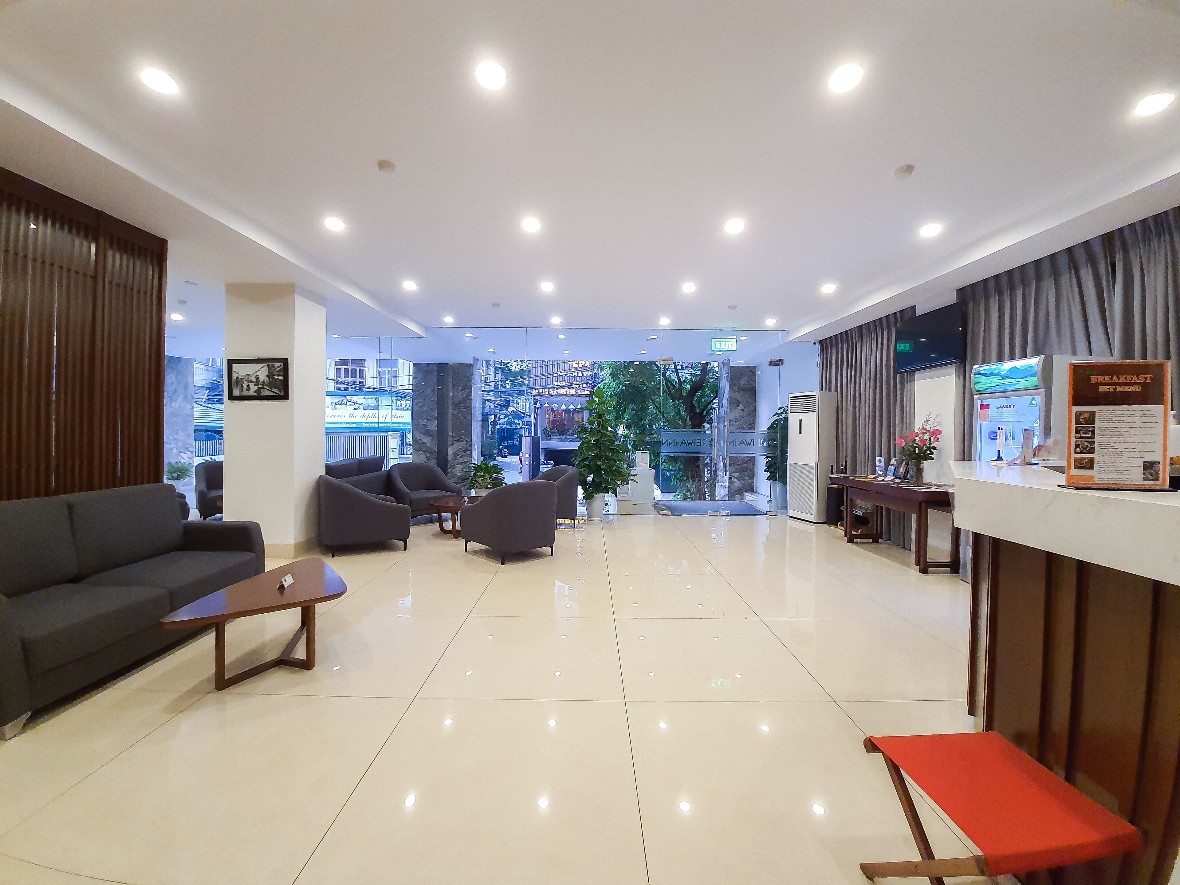 Hall