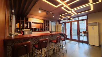 Bar (en la propiedad)