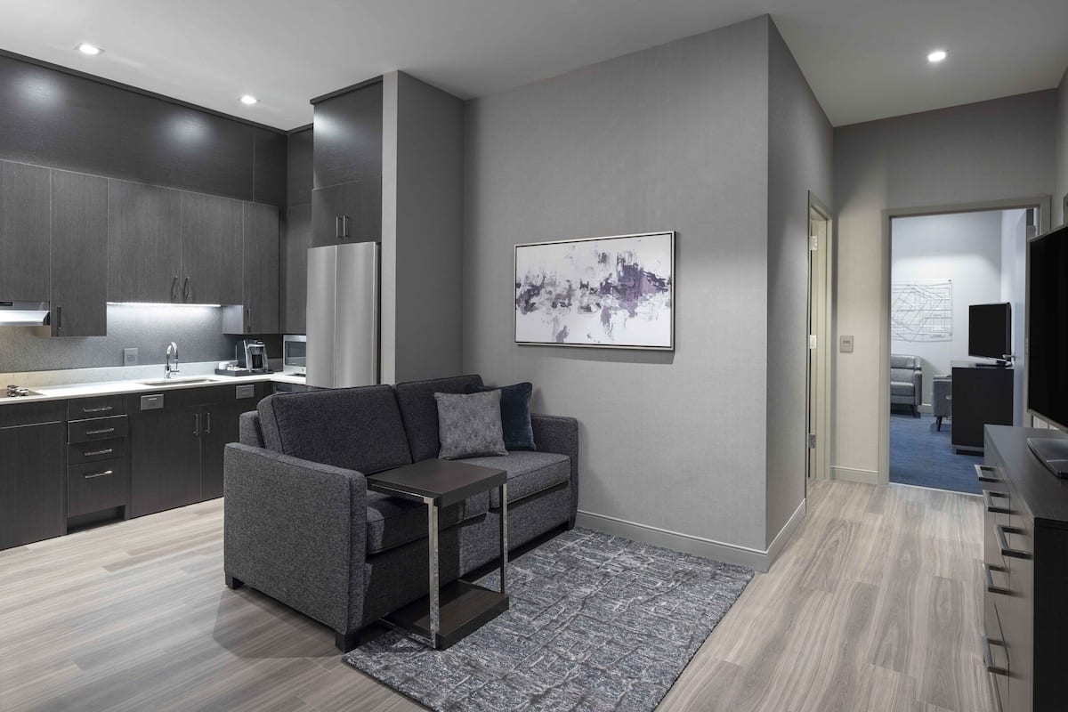 premium bedding, pillow-top beds, in-room safe, laptop workspace