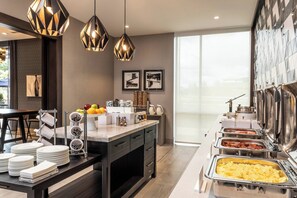 Free daily buffet breakfast