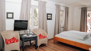 2 bedrooms, Internet, bed sheets