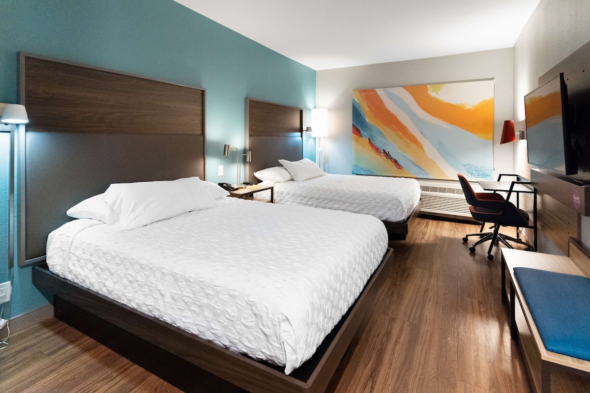 Room, 2 Queen Beds | Desk, blackout drapes, iron/ironing board, bed sheets