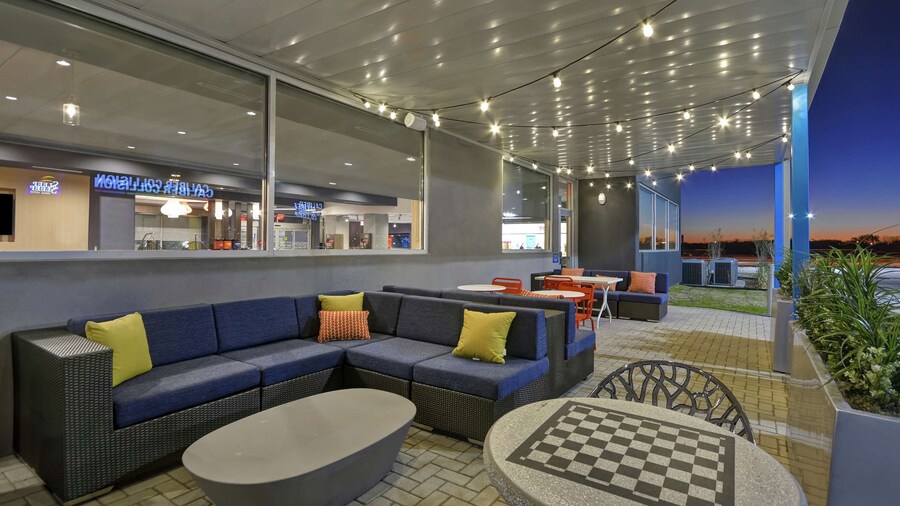 Tru by Hilton Fort Worth Fossil Creek