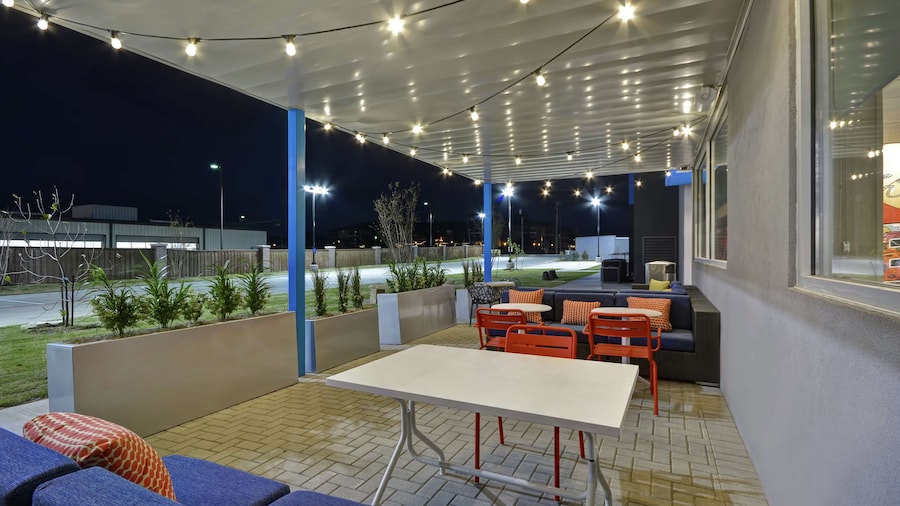 Tru by Hilton Fort Worth Fossil Creek