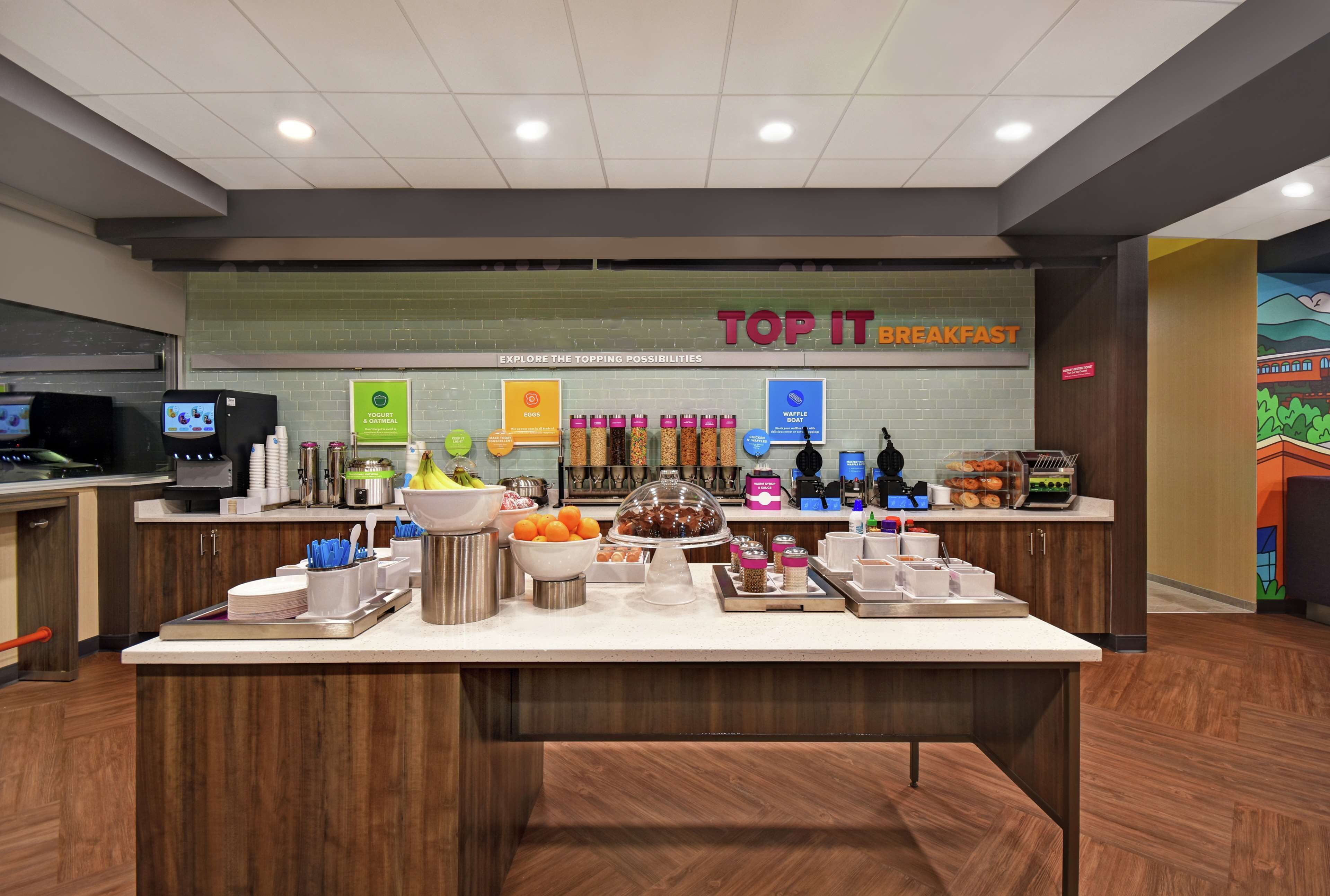 free daily continental breakfast