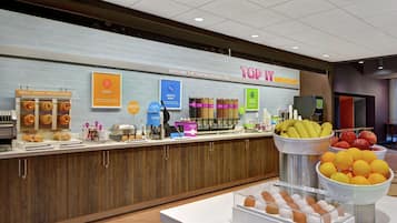 Desayuno continental gratuito y diario