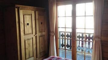 3 bedrooms