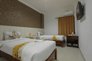 Desk, rollaway beds