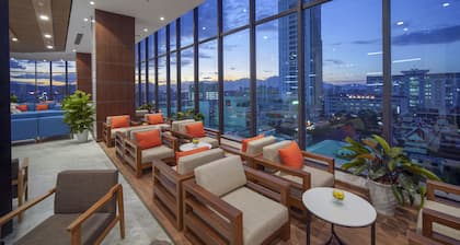 G8 Luxury Hotel and Spa Da Nang