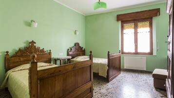 5 Schlafzimmer, Internetzugang, Bettwäsche