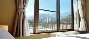 SUMMIT VIEWS HAKUBA