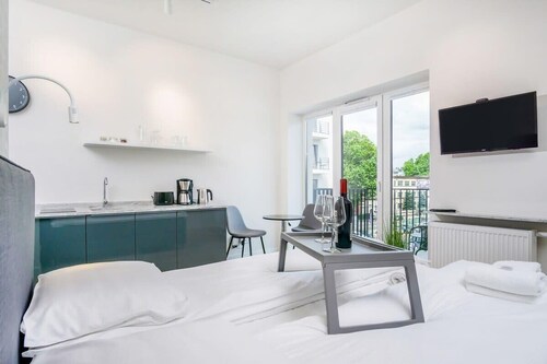 Stylish Studio in the Center of Poznań | Balcony | Close to MTP