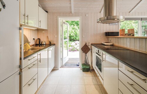 3 bedroom gorgeous home in Askeby