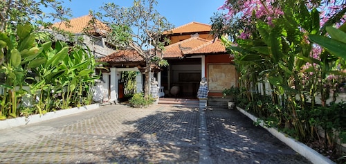 Hotel Rasa Sayang Beach Inntanjung Benoa - Bali