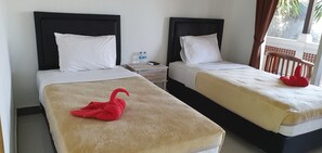 Chambre Standard avec lits jumeaux | Rideaux occultants, lits pliants/supplémentaires, Wi-Fi gratuit