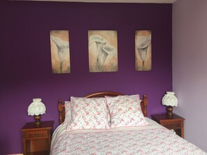 2 bedrooms, desk, iron/ironing board, travel cot - Apartment with terrace and garden (Saint-Jean-de-Luz)