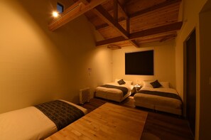 Baignoire et douche séparées, baignoire d'eau douce