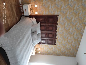 2 bedrooms, free WiFi