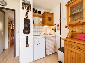 Macchina per tè/caffè, frigorifero, microonde, lavastoviglie