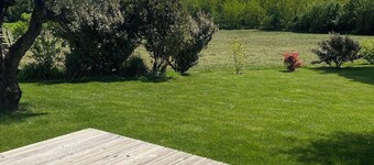 Hus - Gîte renoveret i 2019 til 6 pers. i landsbyens centrum af Hauterives